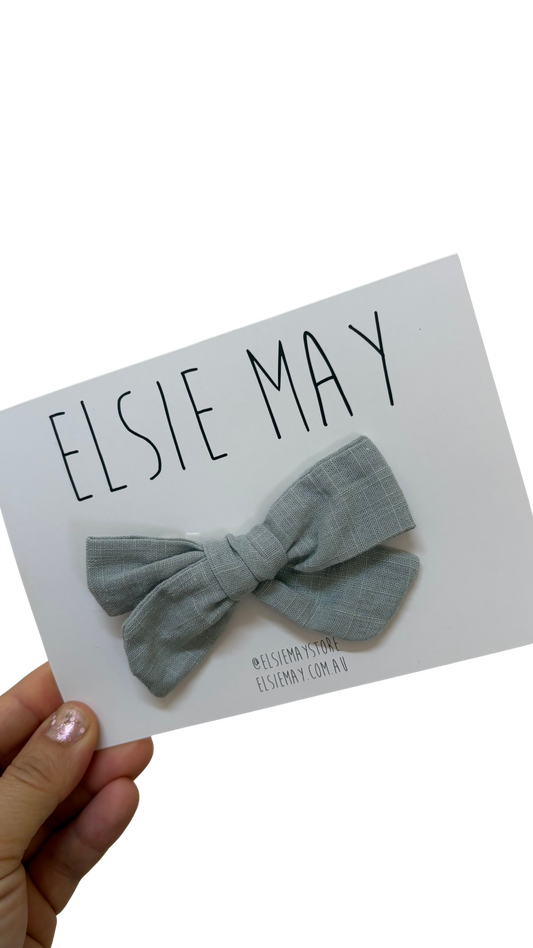 Bow Clip Green